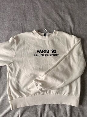 H&M Women’s PARIS '93 Équipe de Sport White Crewneck Sweatshirt